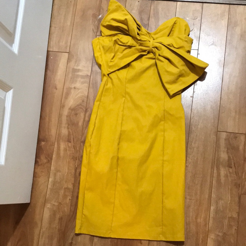 Dress with big bow!